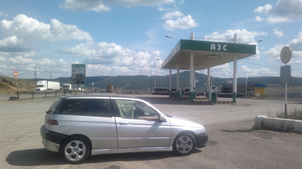 Alfa Romeo 145 Spark
