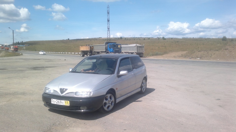 Alfa Romeo 145 Spark