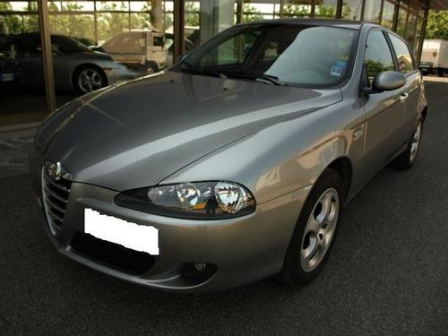 Alfa Romeo 147 1.6 progression