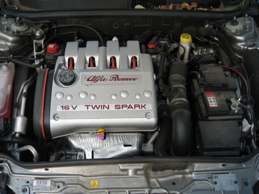 Alfa Romeo 147 1.9 JTD Distinctive