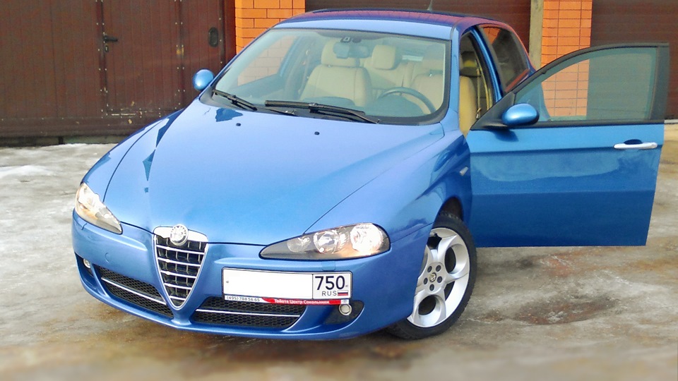 Alfa Romeo 147 2.0 distinctive