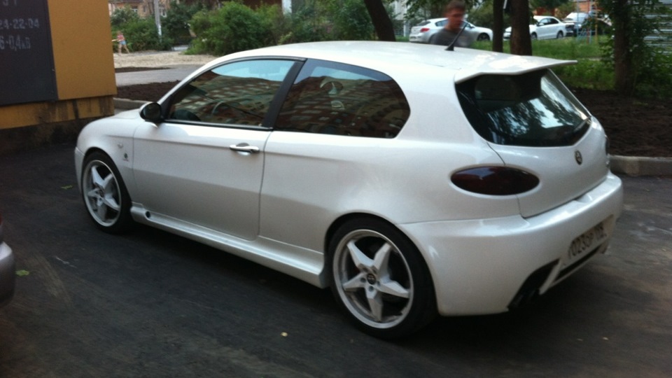 Alfa Romeo 147 3.2 V6 GTA