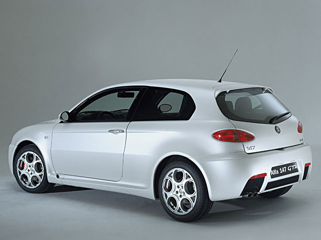 Alfa Romeo 147 3.2 V6