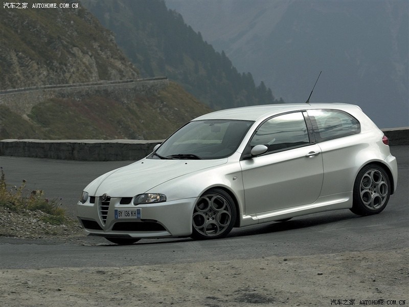 Alfa Romeo 147 3.2