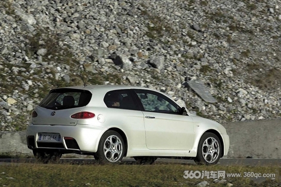 Alfa Romeo 147 CnC