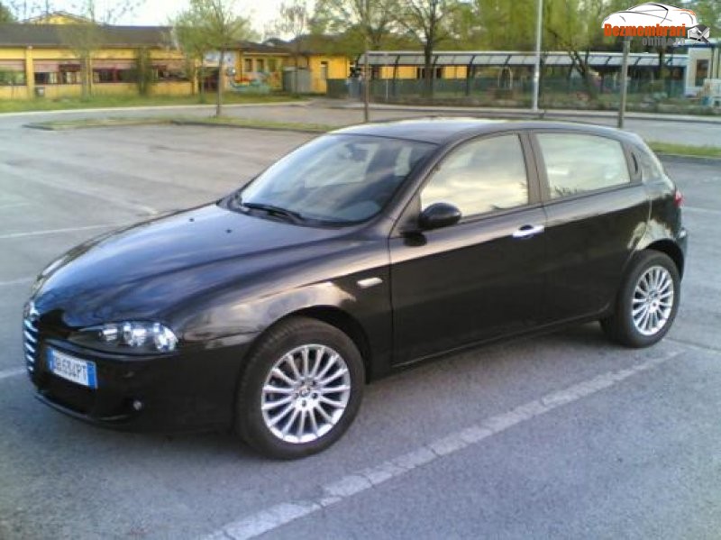 Alfa Romeo 156 Hatchback