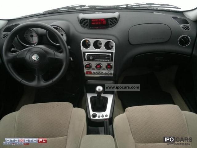 Alfa Romeo 156 Hatchback