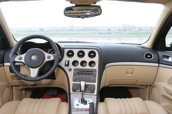 Alfa Romeo 159 2.4