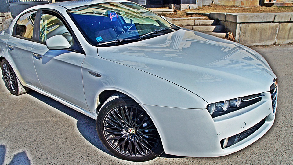 Alfa Romeo 159