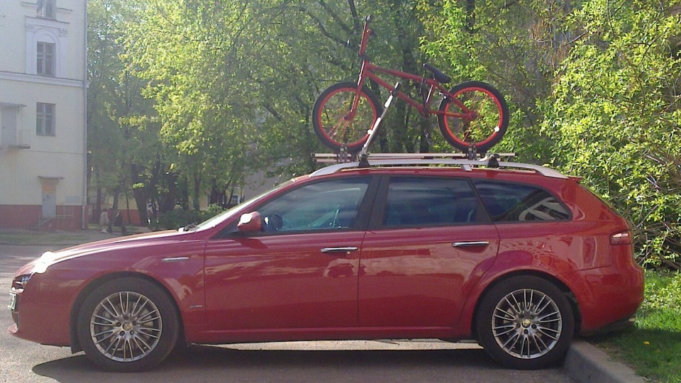 Alfa Romeo 159 Hatchback