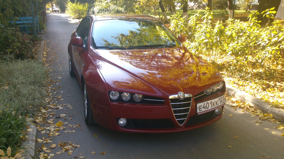 Alfa Romeo 159 TI red