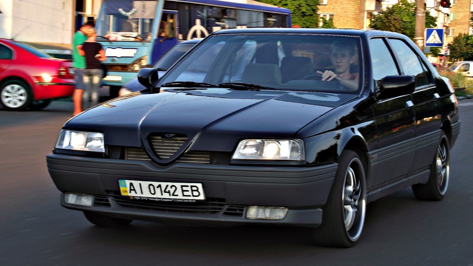 Alfa Romeo 164