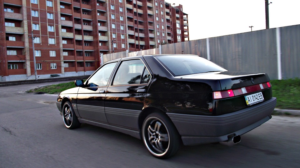 Alfa Romeo 164