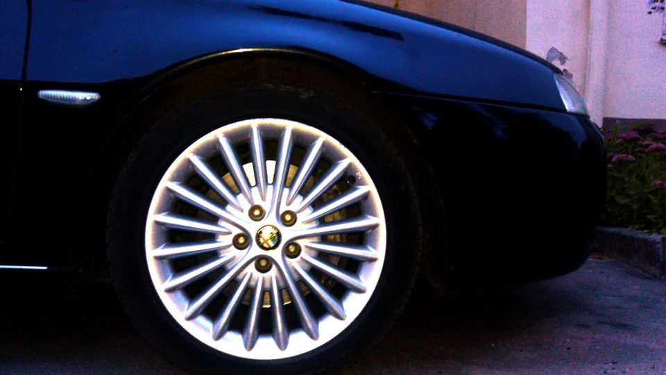 Alfa Romeo 166