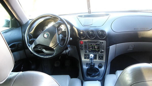 Alfa Romeo 166 2.5