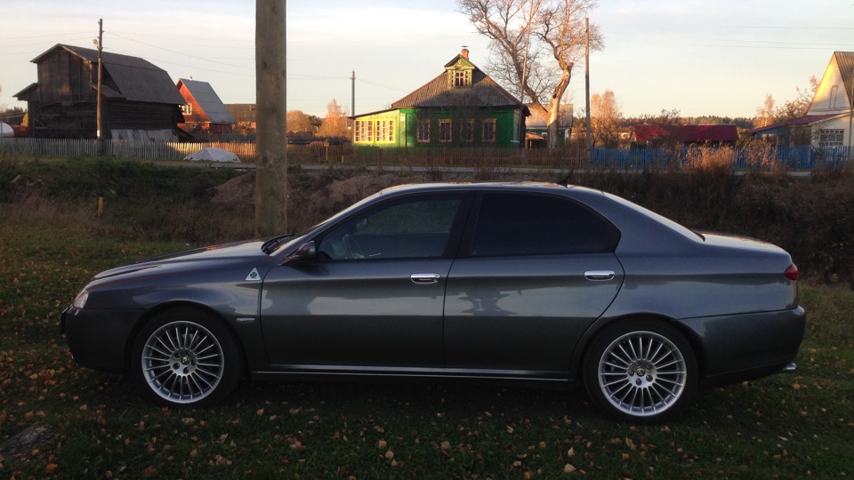 Alfa Romeo 166 3.0 v6