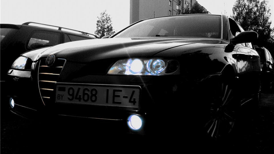Alfa Romeo 166