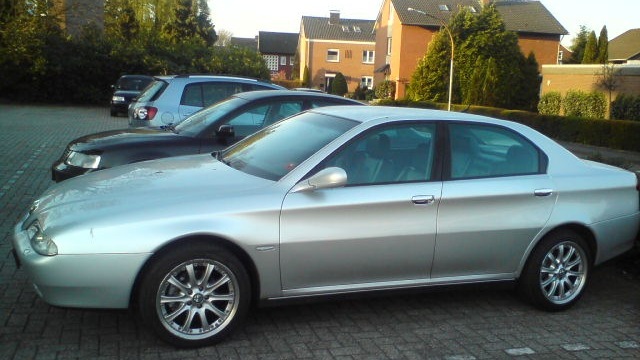 Alfa Romeo 166 Distinctive