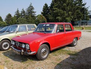 Alfa Romeo 1750