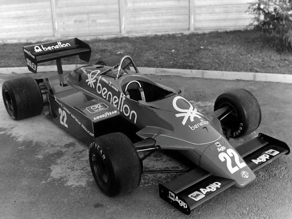 Alfa Romeo 184