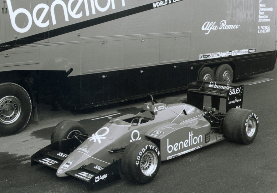 Alfa Romeo 185