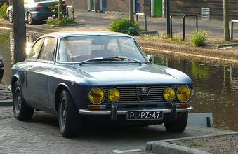 Alfa Romeo 2000
