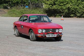 Alfa Romeo 2000GTV