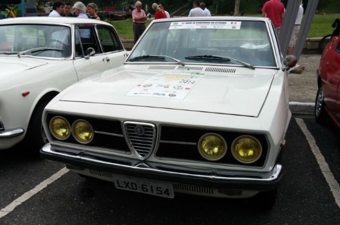 Alfa Romeo 2300
