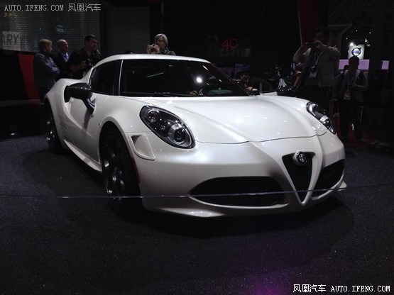 Alfa Romeo 4C Roadster