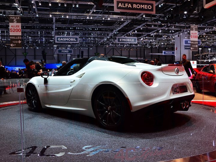Alfa Romeo 4C Spider