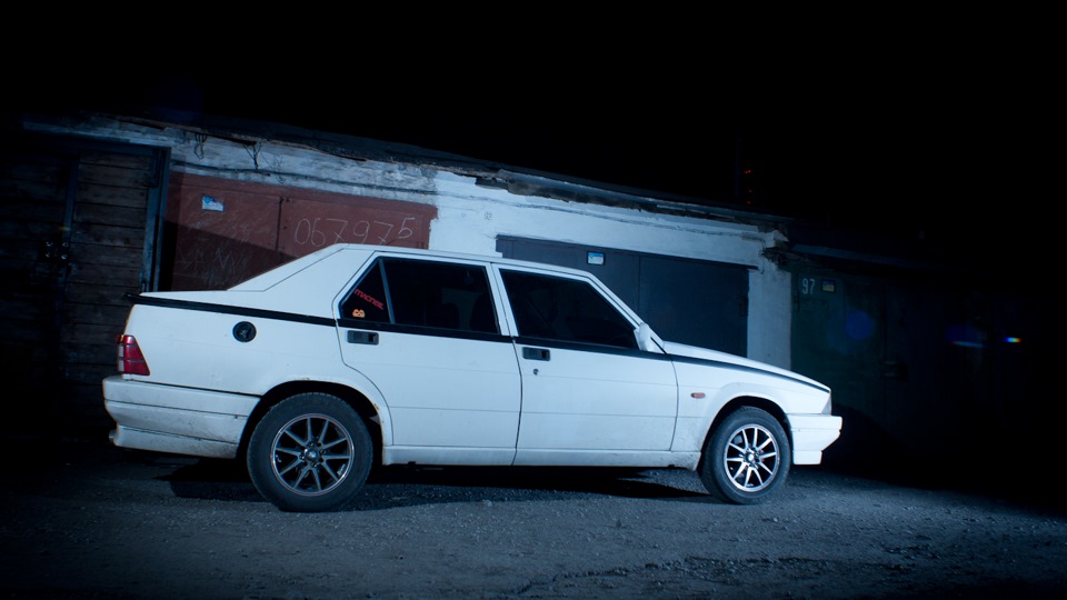 Alfa Romeo 75 1.6