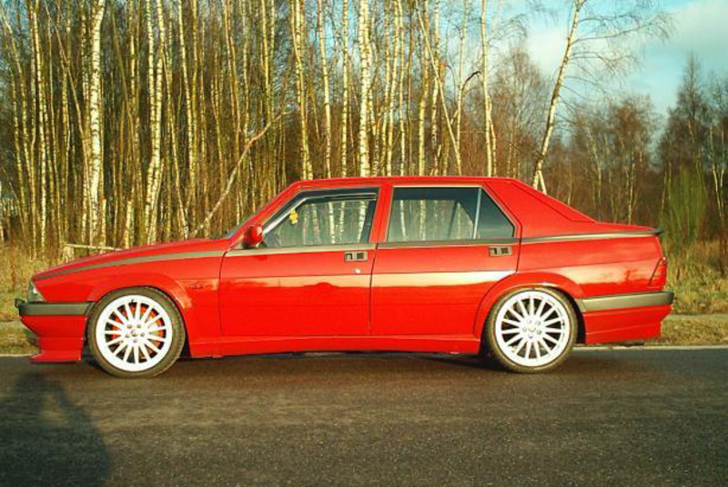 Alfa Romeo 75 1.8