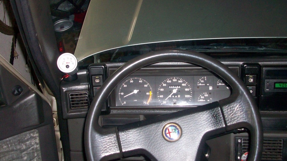 Alfa Romeo 75 2.0