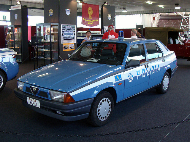 Alfa Romeo 75 3.0 v6