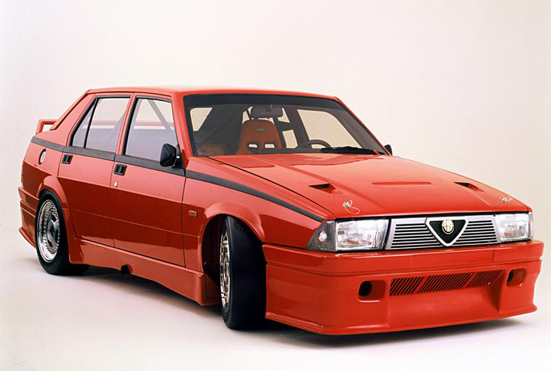 Alfa Romeo 75 3.0