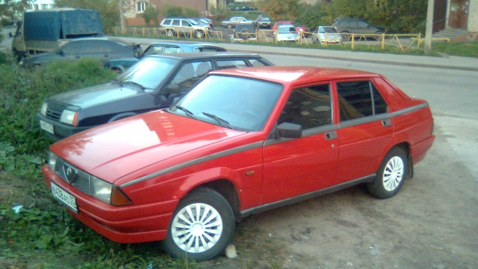 Alfa Romeo 75 TS