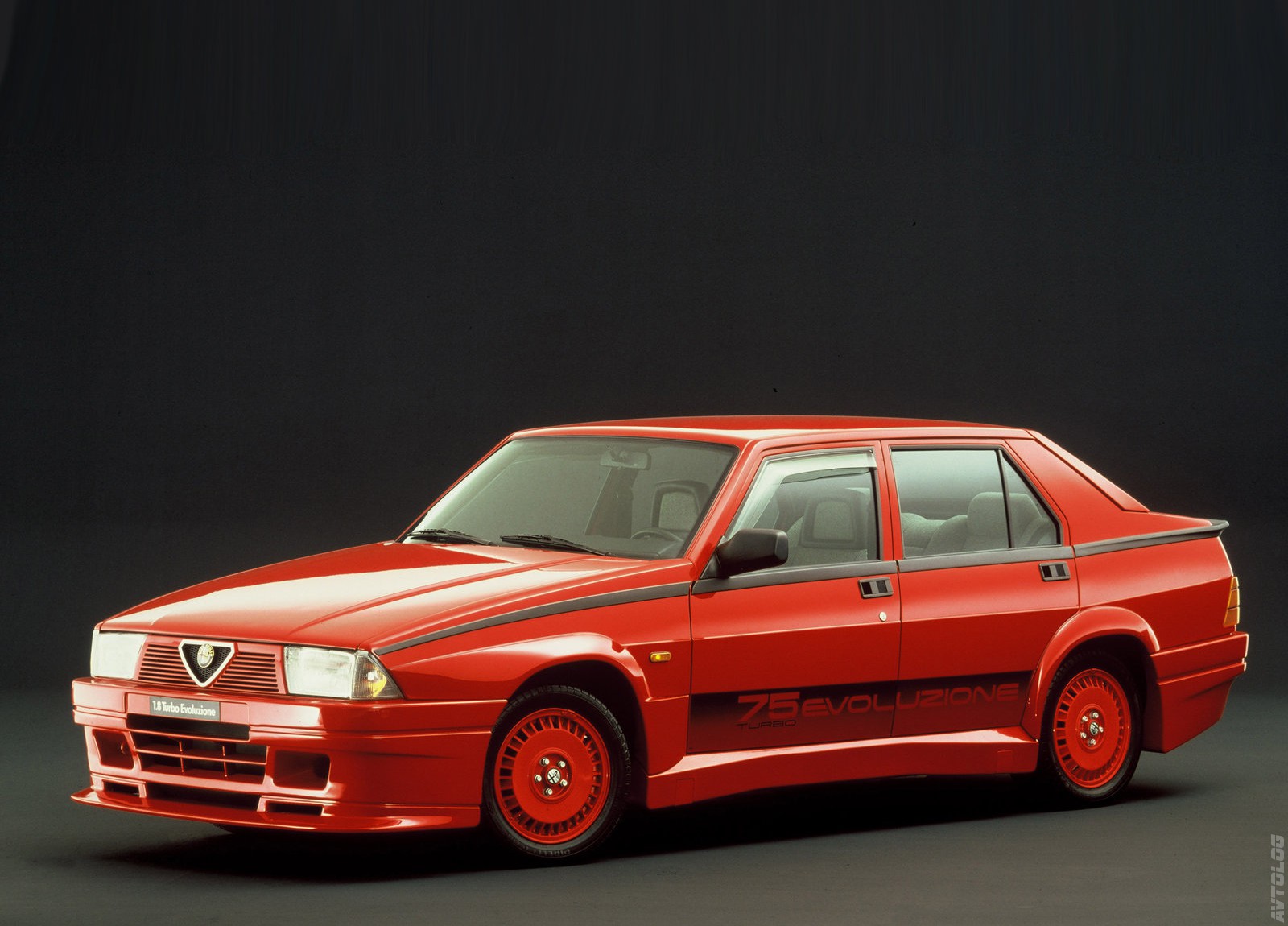 Alfa Romeo 75 Turbo Evoluzione