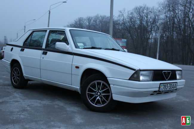 Alfa Romeo 75 v6