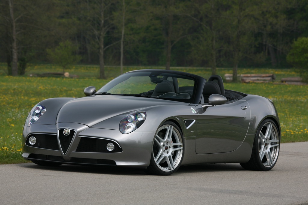 Alfa Romeo 8C
