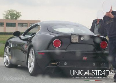 Alfa Romeo 8C Black