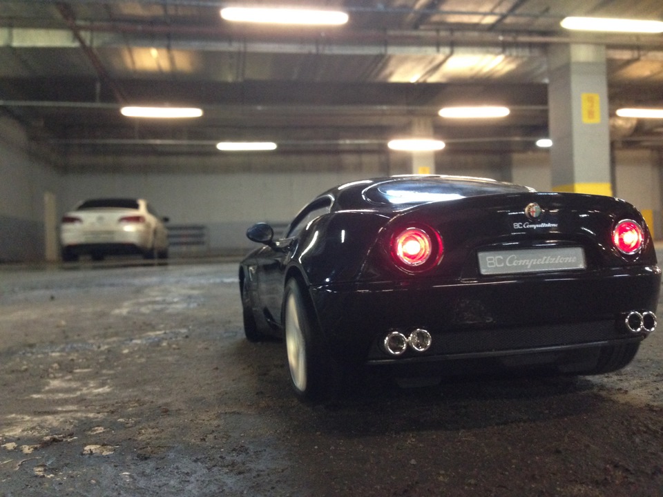 Alfa Romeo 8C Black Alfa Romeo 8C Black