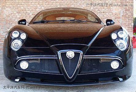 Alfa Romeo 8C Black