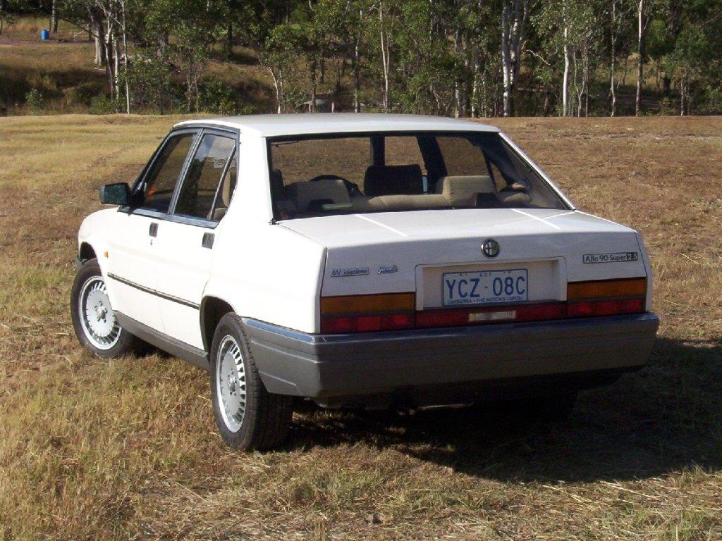 Alfa Romeo 90
