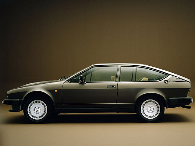 Alfa Romeo Alfetta 2.0