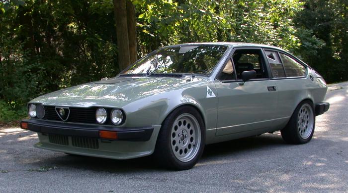 Alfa Romeo Alfetta saloon