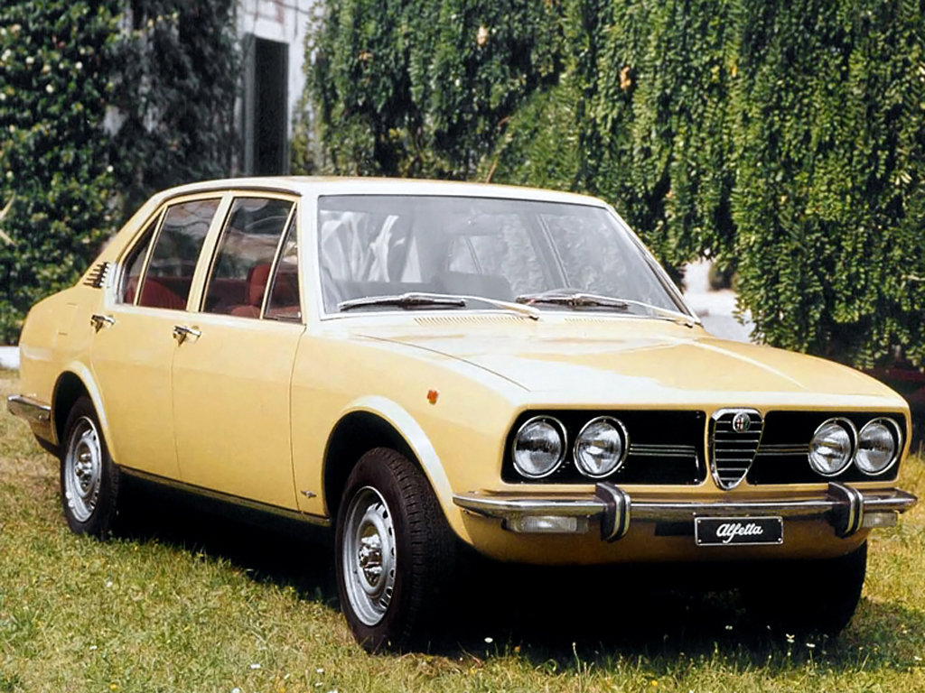 Alfa Romeo Alfetta saloon