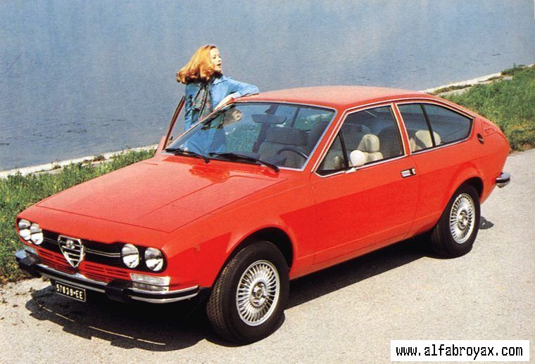 Alfa Romeo Alfetta saloon