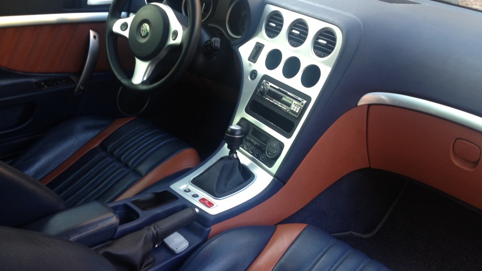 Alfa Romeo Brera v8
