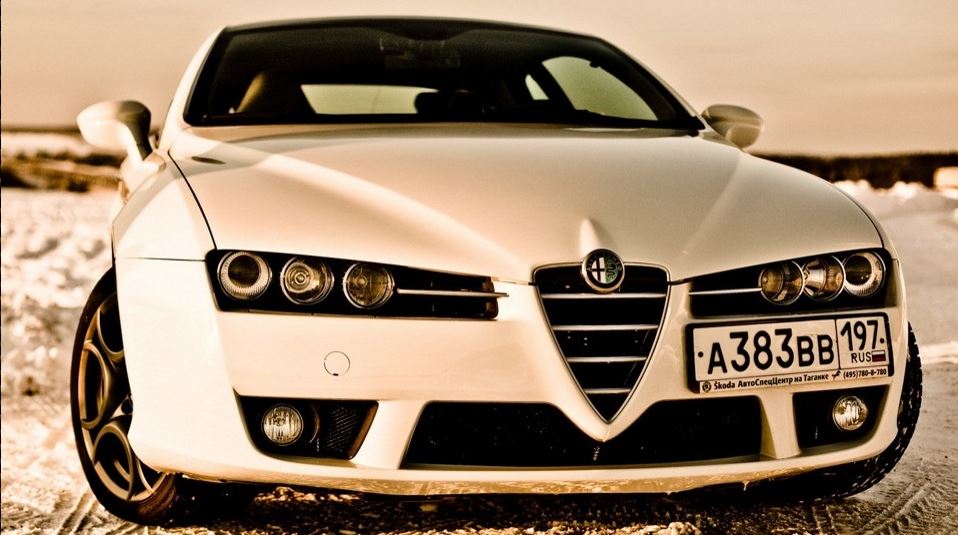 Alfa Romeo Brera white