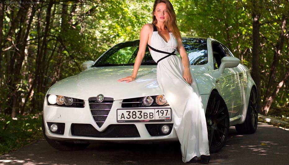 Alfa Romeo Brera white